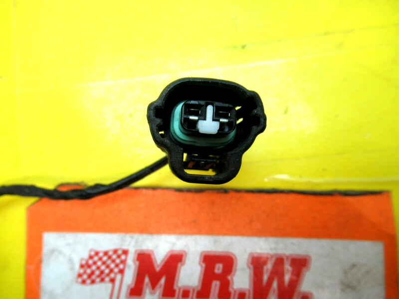 OIL PRESSURE SENSOR SWITCH WIRE PLUG CONNECTOR HARNESS for TOYOTA LEXUS SCION TC