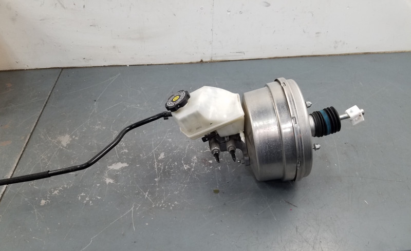 2018 Chevy Camaro ZL1 Brake Master Cylinder / Booster#7547 G2