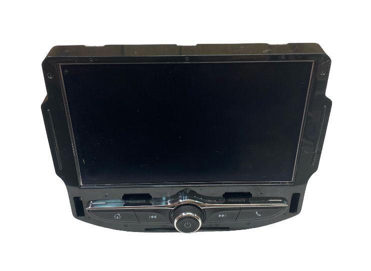 Chevrolet Trail Blazer radio am fm 22 display screen & receiver 7" OEM 84978540