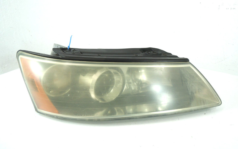 2006-2008 Hyundai Sonata Halogen Headlight Passenger Right OEM