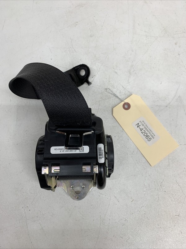 17-22 TESLA MODEL 3 REAR LEFT OR RIGHT SEAT BELT RETRACTOR 108128101F 42065 B70