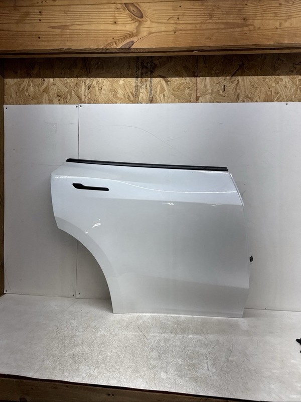 Rear RightDriver Door Shell Tesla Model Y 2020-2024 54031