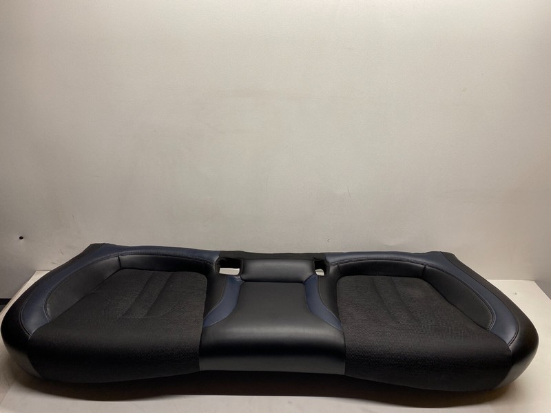 2015-2017 CHRYSLER 200 REAR SEAT LOWER CUSHION LEATHER/CLOTH BLACK/BLUE OEM