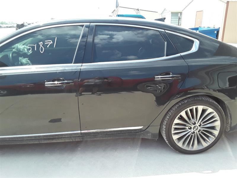 Driver Rear Side Door With Rear Window Sunshade Fits 17-18 CADENZA 2775212