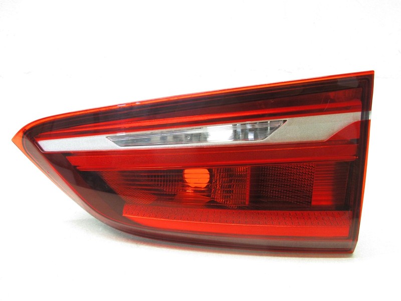 16-22 BMW F48 X1 TRUNK MOUNTED TAIL LIGHT LAMP REAR RIGHT INNER OEM 012125