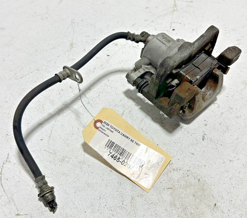 2018-2024 TOYOTA CAMRY SE REAR RIGHT SIDE DISC BRAKE CALIPER ASSEMBLY OEM