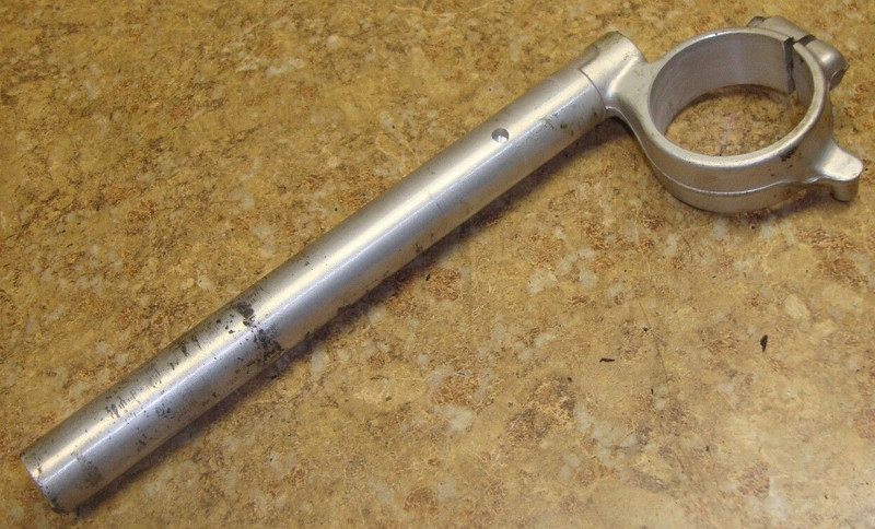 2007 Suzuki GSX-R750 GSXR7 GSXR750 Right Front Handlebar Mount Handle Bar Clamp
