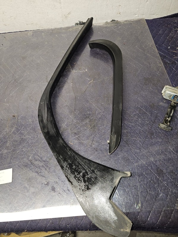 2017 Focus Left Rear Trim