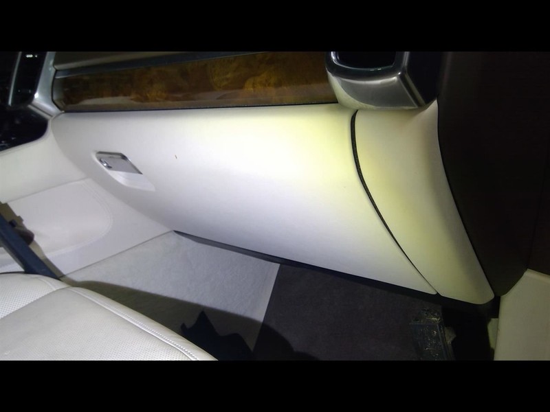2011-2017 CAYENNE Glove Box 1575544