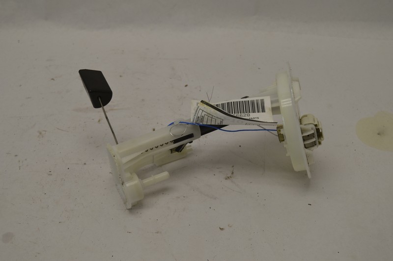 15 16 17 18 CADILLAC CTS FUEL PUMP SENDING UNIT OEM