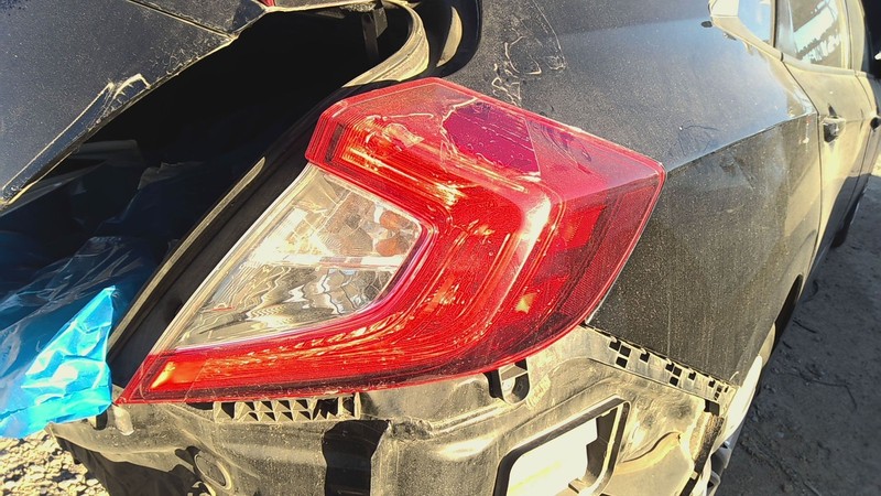 Tail Light Assembly HONDA CIVIC Right 16 17 18 19 20 21