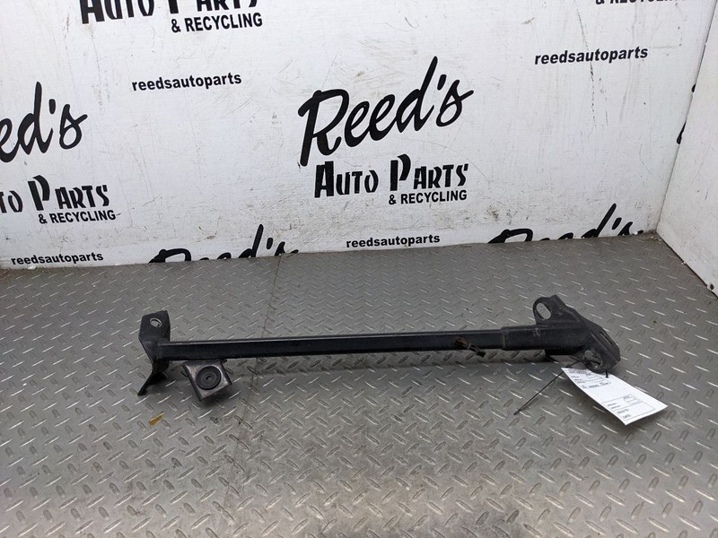 1992-1996 Chevrolet Corvette C4 Front Passenger Side Frame Bracket Brace 1184002