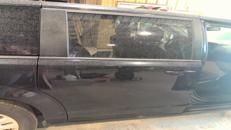 Passenger Rear Side Door Movable Glass Fits 18-20 CARAVAN 3541557