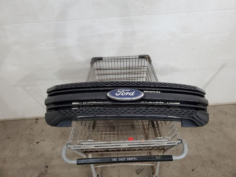 Grille Upper Base With Police Pkg Thru 12/01/13 Fits 13-14 EXPLORER 290659