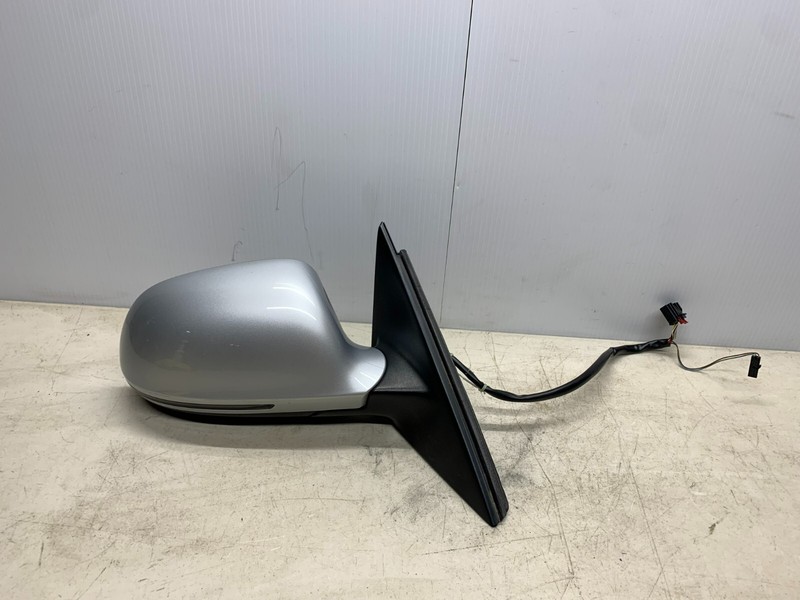 2009-2012 AUDI A4 RIGHT PASSENGER SIDE DOOR MIRROR PNT CODE LX7W 14 WIRES 2 PLUG