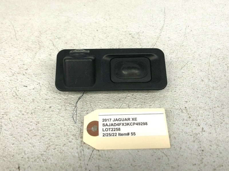 ⭐2017-2020 JAGUAR XE REAR TRUNK LID TRIM HANDLE SWITCH CAMER ASSY OEM LOT2258