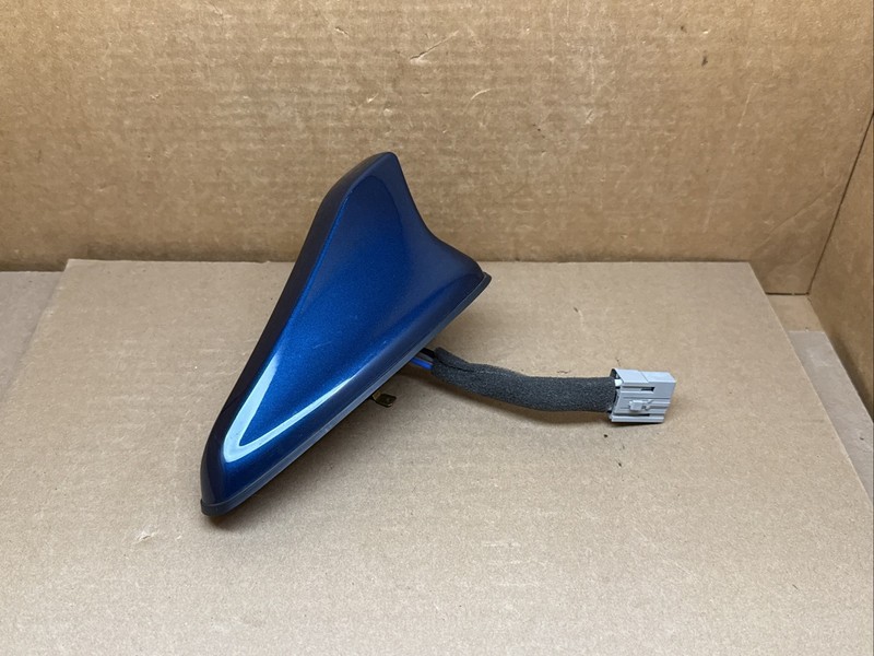 2017-2022 Kia Niro Roof Mounted Radio Audio Antenna Blue 96210-G5120C3U