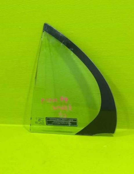 96 97 98 99 SATURN S-SERIES DRIVER LEFT REAR VENT GLASS OEM 3692-9