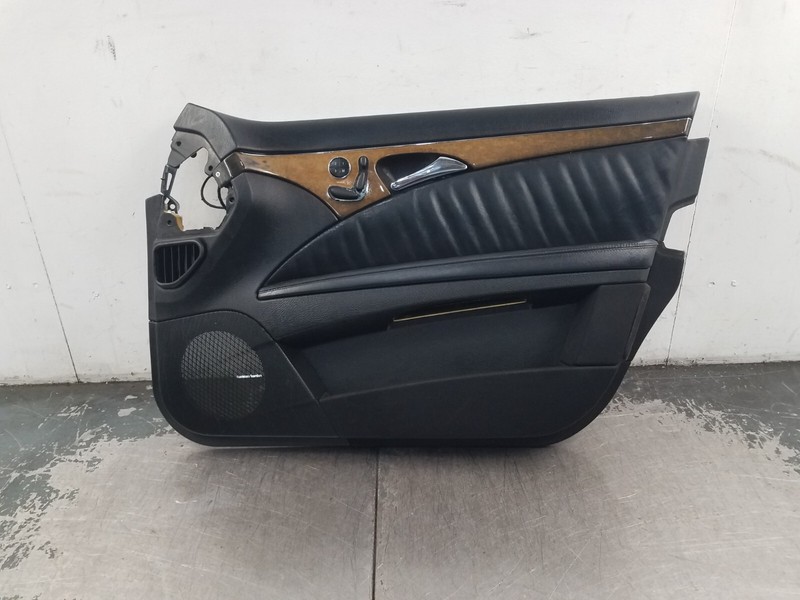 2007 Mercedes AMG E 63 Right Front Passenger Door Panel 7711 M7
