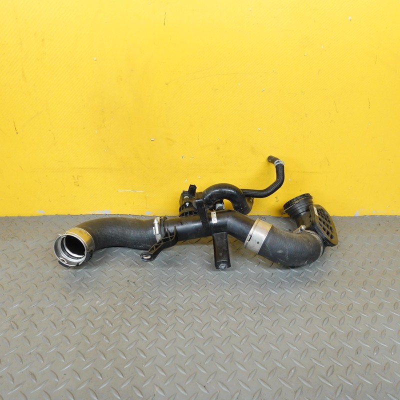 2020-2022 RANGE ROVER EVOQUE INTERCOOLER AIR INTAKE HOSE TUBE W/ VALVE OEM