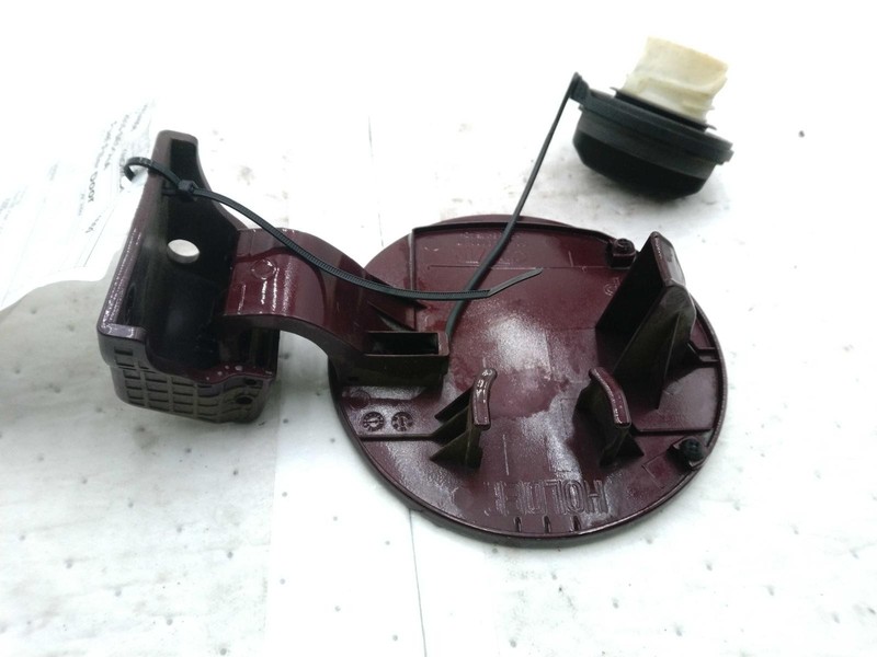 2015 KIA Sedona Fuel Filler Door Maroon Used OEM Part NJ25-24058-608194