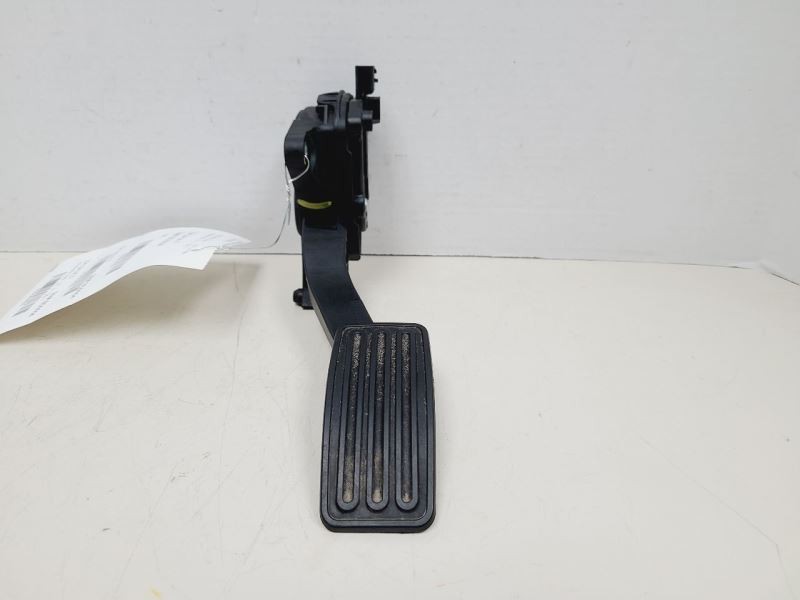 Accelerator Pedal Gas Pedal Fits 2017 Nissan Altima 563833