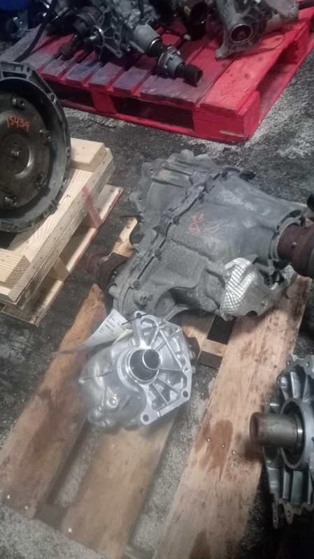 2021 Nissan Rogue OEM Transfer Case Assembly 33k Miles AWD 331006RA0A