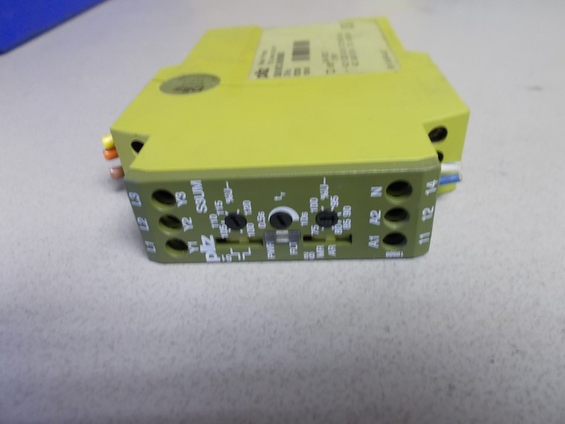 Pilz S3UM Monitoring Relay IDNO 337290/00140 *FREE SHIPPING*