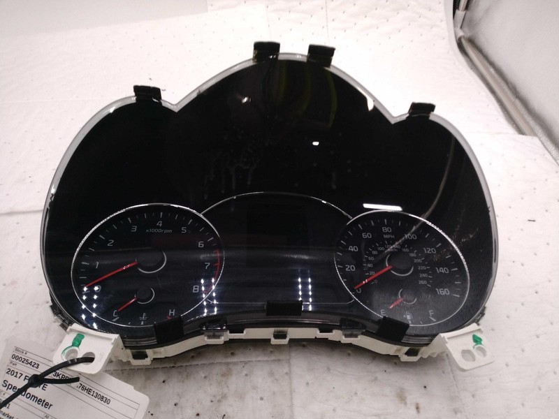 2017 KIA FORTE Speedometer Gauge Black OEM 94003B0310 94003B0311 135K Miles