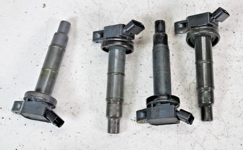 Denso 90919-02244 Ignition Coils For Toyota, Lexus, Scion OEM Set Of Four 2.4L