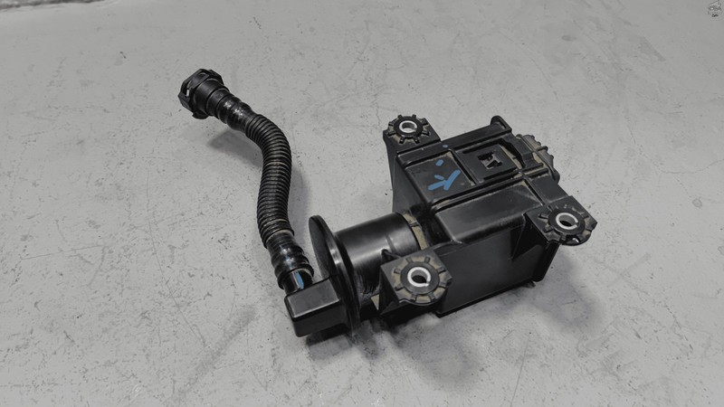 2018-2024 TOYOTA CAMRY FUEL VAPOR EVAPORATOR CHARCOAL CANISTER VENT SOLENOID OEM