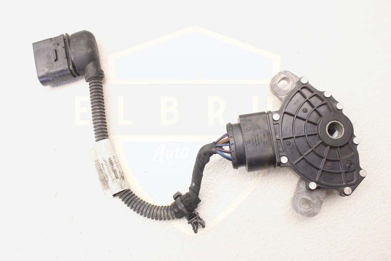 AUDI Q3 15-18 AUTOMATIC TRANSMISSION NEUTRAL GEAR POSITION SAFETY SWITCH OEM