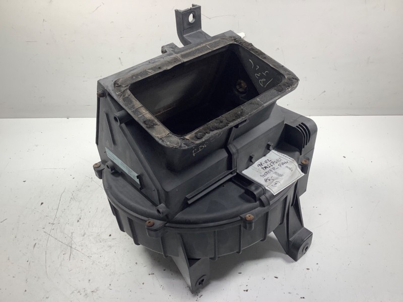 98-02 Honda Passport Heater Blower Assembly 8-97143-208-1 OEM