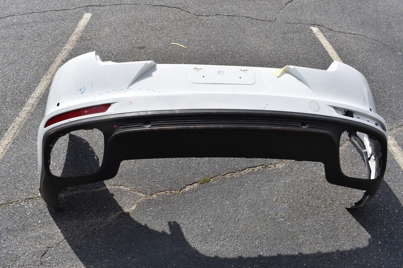 Porsche Panamera S Hatchback Rear Bumper Cover 2017 2018 2019 2020971 Base OEM