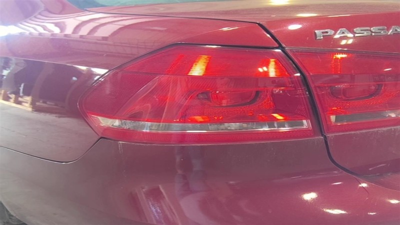 Driver Tail Light Sedan Quarter Panel Mounted Fits 12-15 PASSAT 3560609