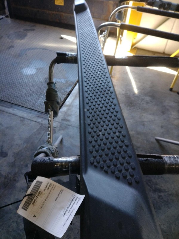 2018 Jeep Wrangler Running Board Step Bar Orange Used 3921390 4DR SUV