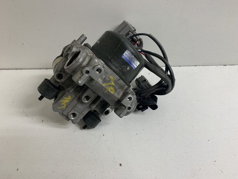 1995-1996 Toyota Camry Abs Anti Lock Brake Actuator Pump 44510-32060 Locking Oem