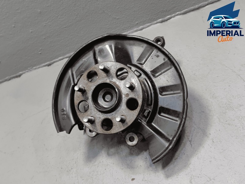 TOYOTA CAMRY FWD REAR RIGHT PASSENGER SIDE SPINDLE KNUCKLE HUB OEM 2018-2024