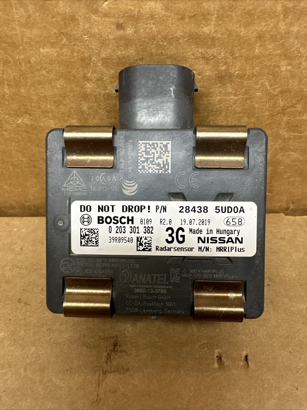 2016-2019 Nissan Sentra Cruise Control Distance Radar Sensor OEM 28438 5UD0A