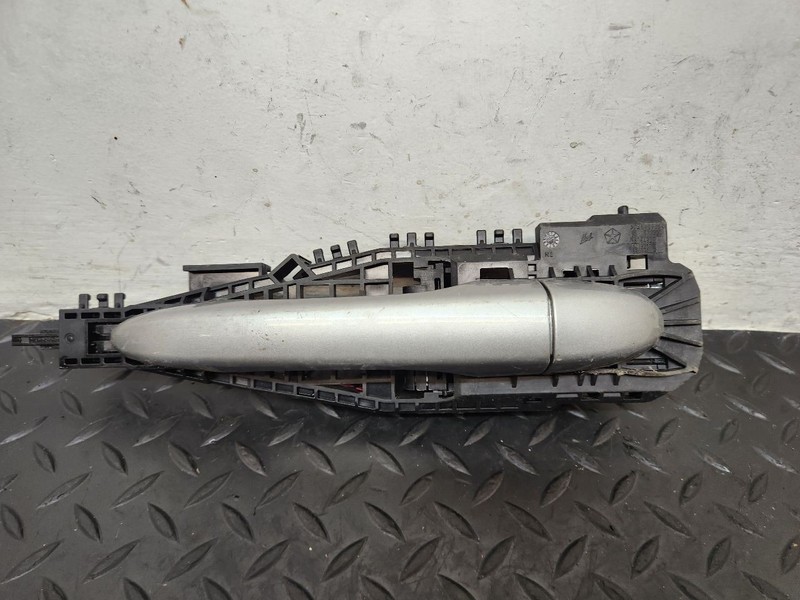 14-23 Jeep Cherokee Rear Right Passenger Door Handle Silver (PSC) OEM 68086818AC