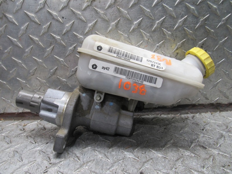 2012-2020 DODGE GRAND CARAVAN/ 2012-2016 TOWN & COUNTRY BRAKE MASTER CYLINDER