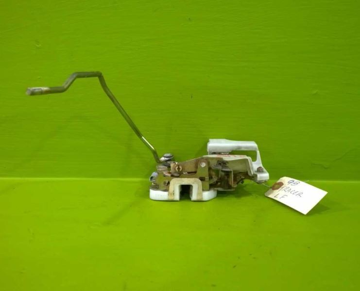 97 98 99 00 01 02 TRACER DRIVER LEFT FRONT MANUAL DOOR LOCK LATCH OEM 3519-8