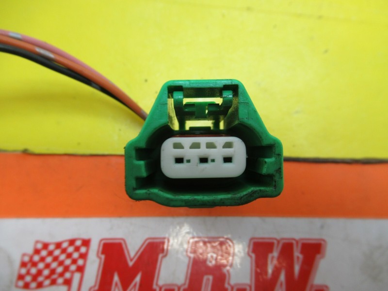 WIRE PLUG CONNECTOR off RIGHT CAM SHAFT SENSOR CPS GREEN 3.5L 05 06 G35 M35 FX35