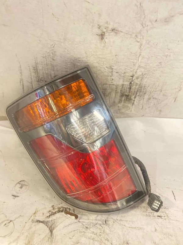 Tail Light Assembly HONDA RIDGELINE Left 06 07 08