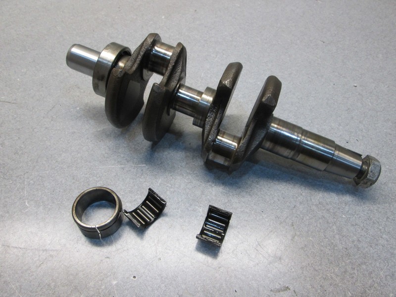 321939 Evinrude Johnson 35 Hp Outboard Crankshaft 1977