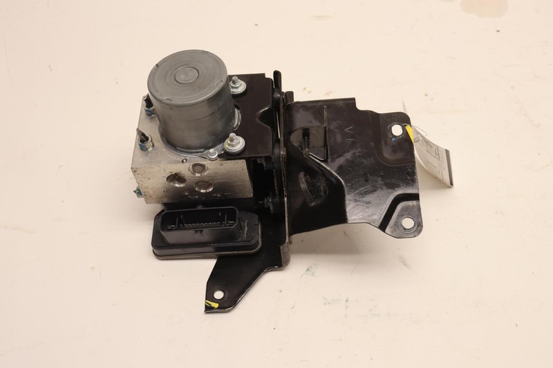 2019-2020 INFINITI QX50 2.0L FWD ANTI LOCK POWER ABS BRAKE PUMP MODULE OEM