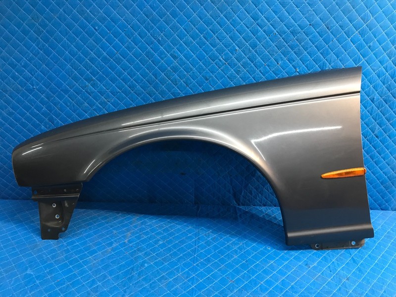 04-07 Jaguar XJ8 VDP X350 Front Left Side Fender Wing Panel Gray LHL OEM