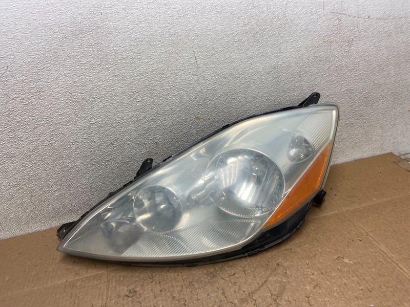 2006 to 2010 Toyota Sienna Left Driver Lh Side Headlight Halogen Z0976 DW