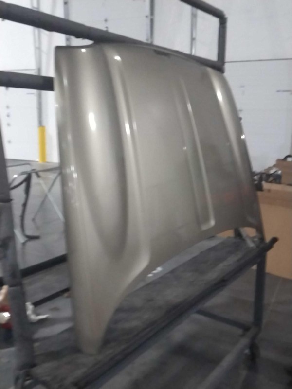 2004 Jeep Liberty Gold Hood Panel OEM 55177200AB 186K Miles Used