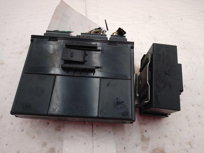 Used Air Bag Module fits: 2019 Honda Hr-v Air Bag center console Grade A